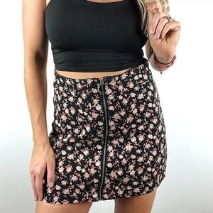 Forever 21 Floral Denim Zip Up Mini Skirt Size Large